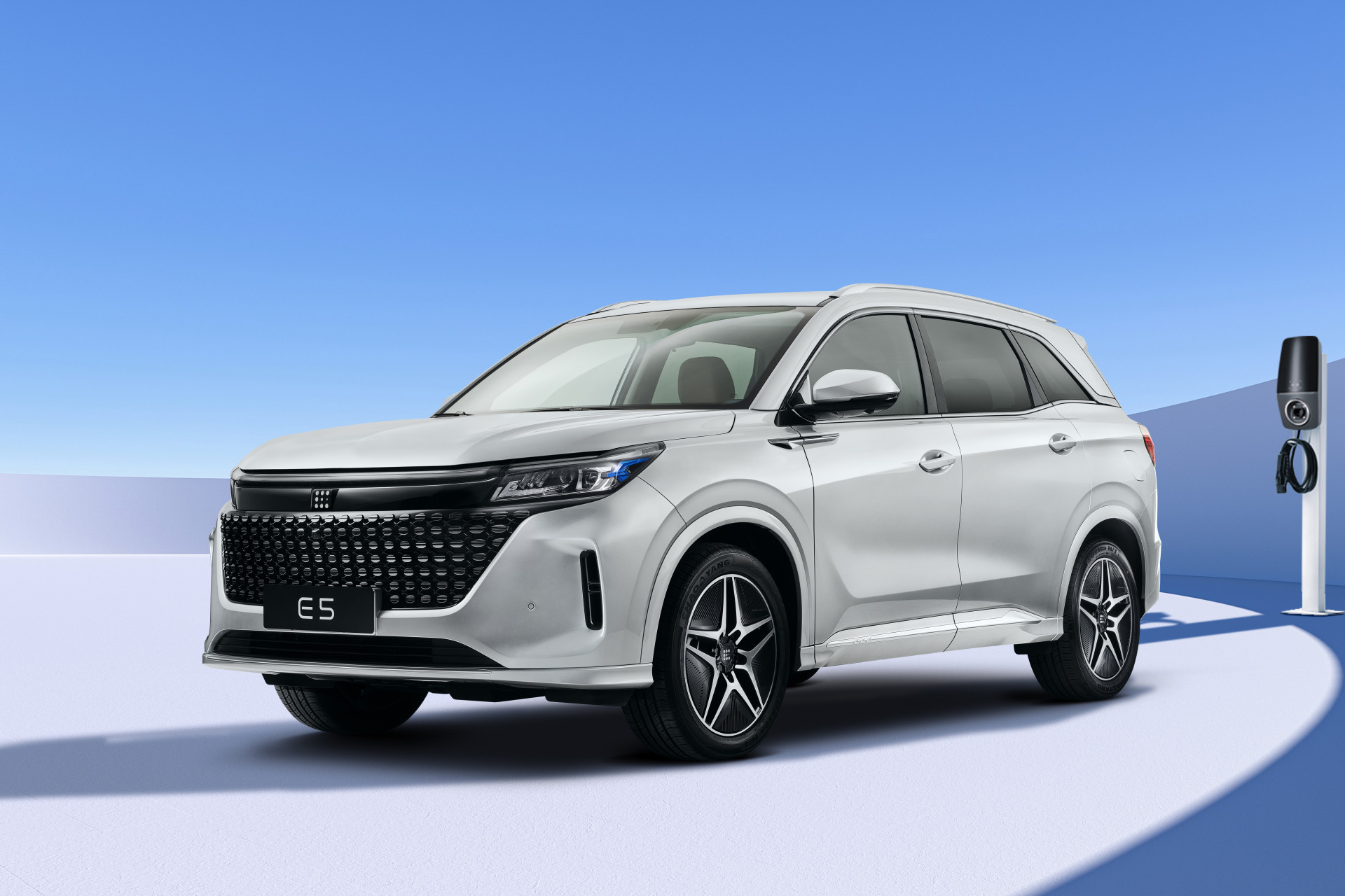 DFSK Fengon E5 PHEV