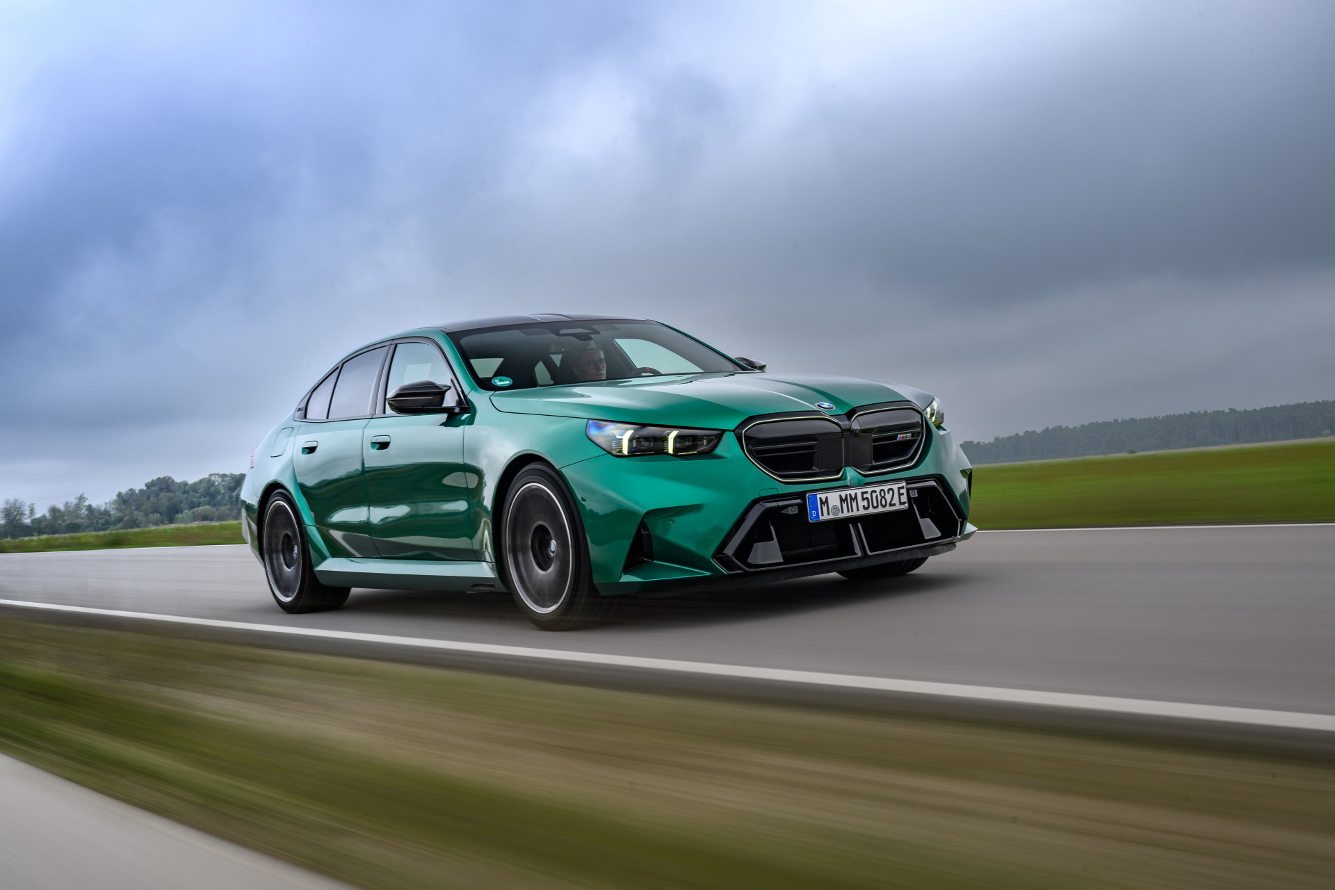 Review BMW M5 PHEV