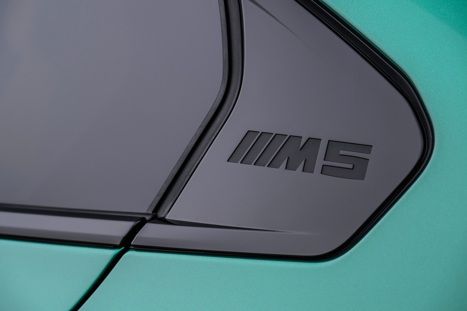 Review BMW M5 PHEV