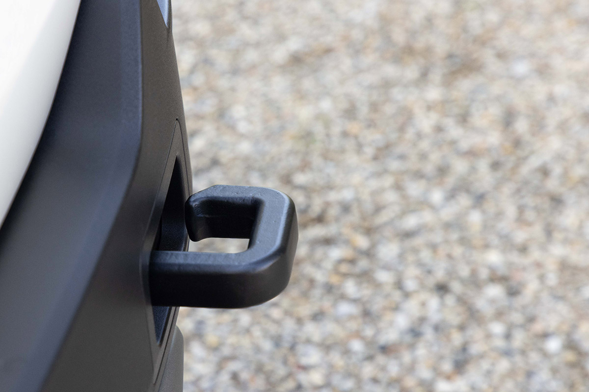 Review Jeep Avenger 4xe (2025) 