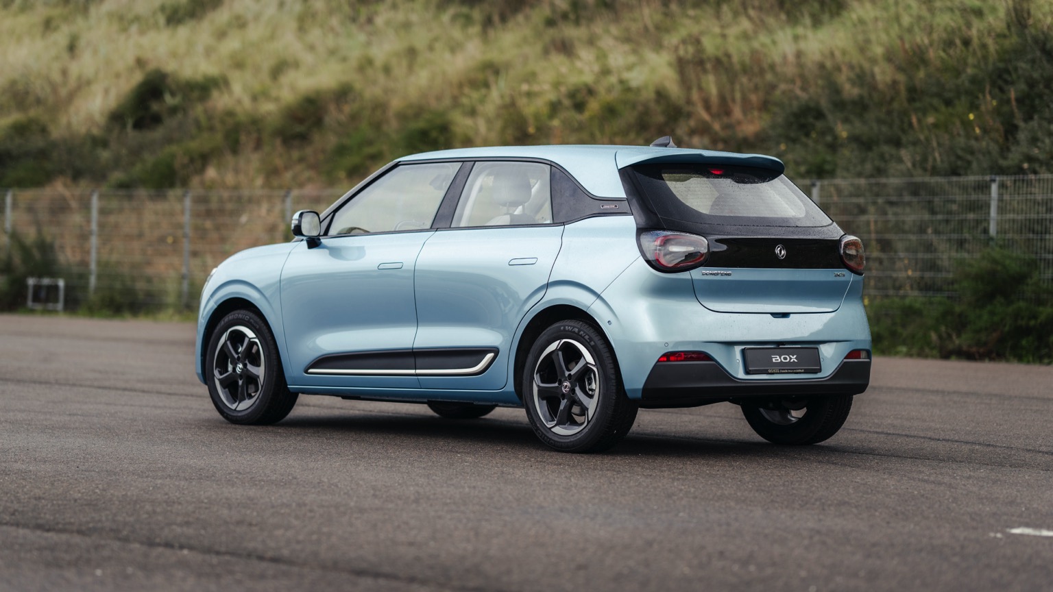 Review Dongfeng Box 2025