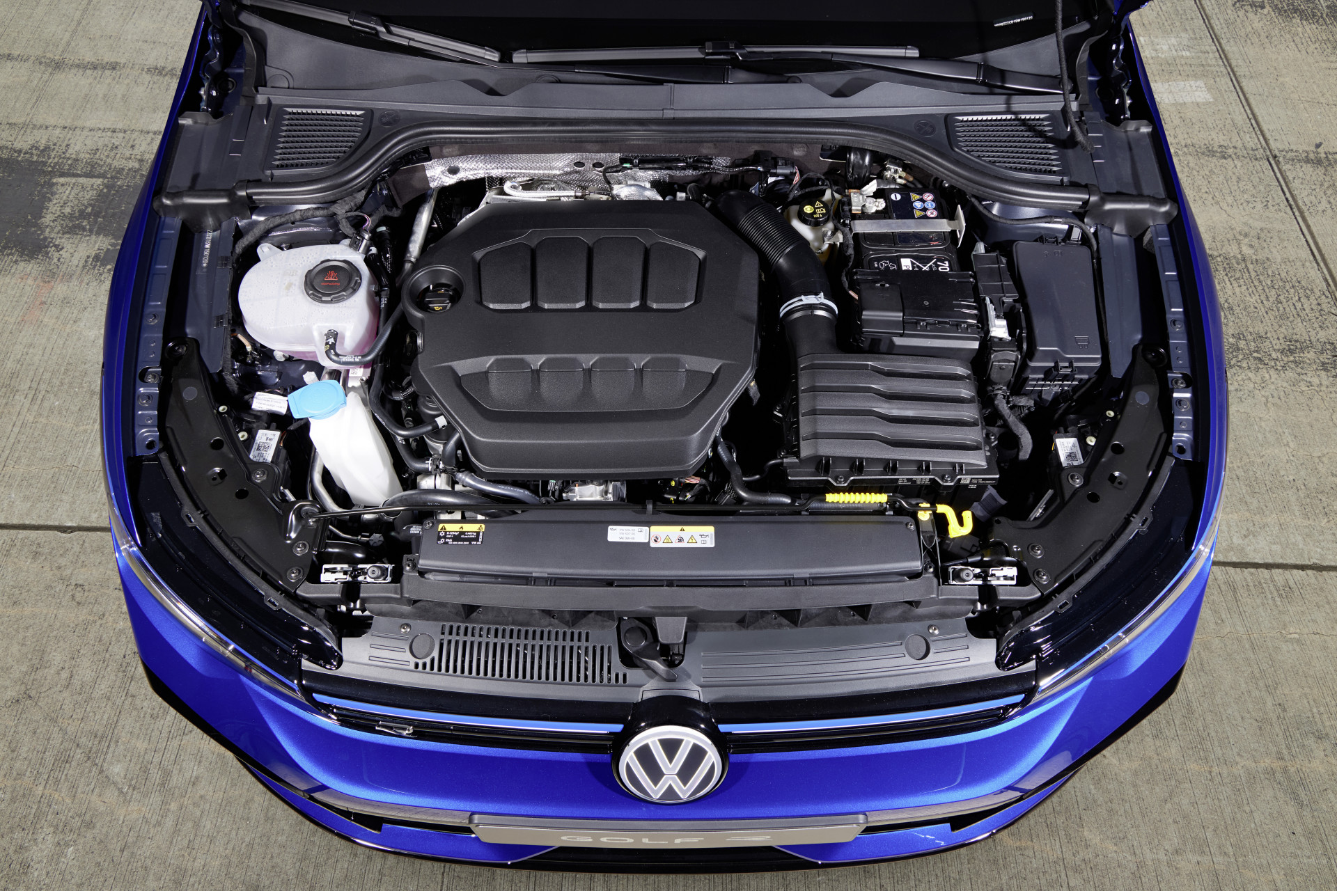 Review 2025 Volkswagen Golf R Black Edition