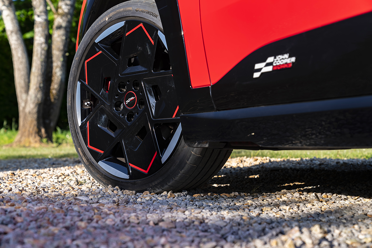 Review 2025 Mini Aceman JCW
