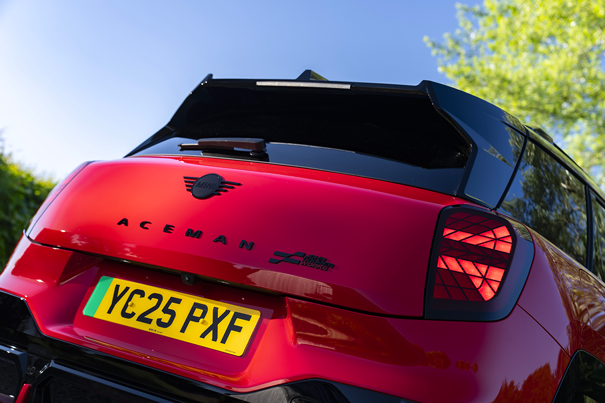Review 2025 Mini Aceman JCW