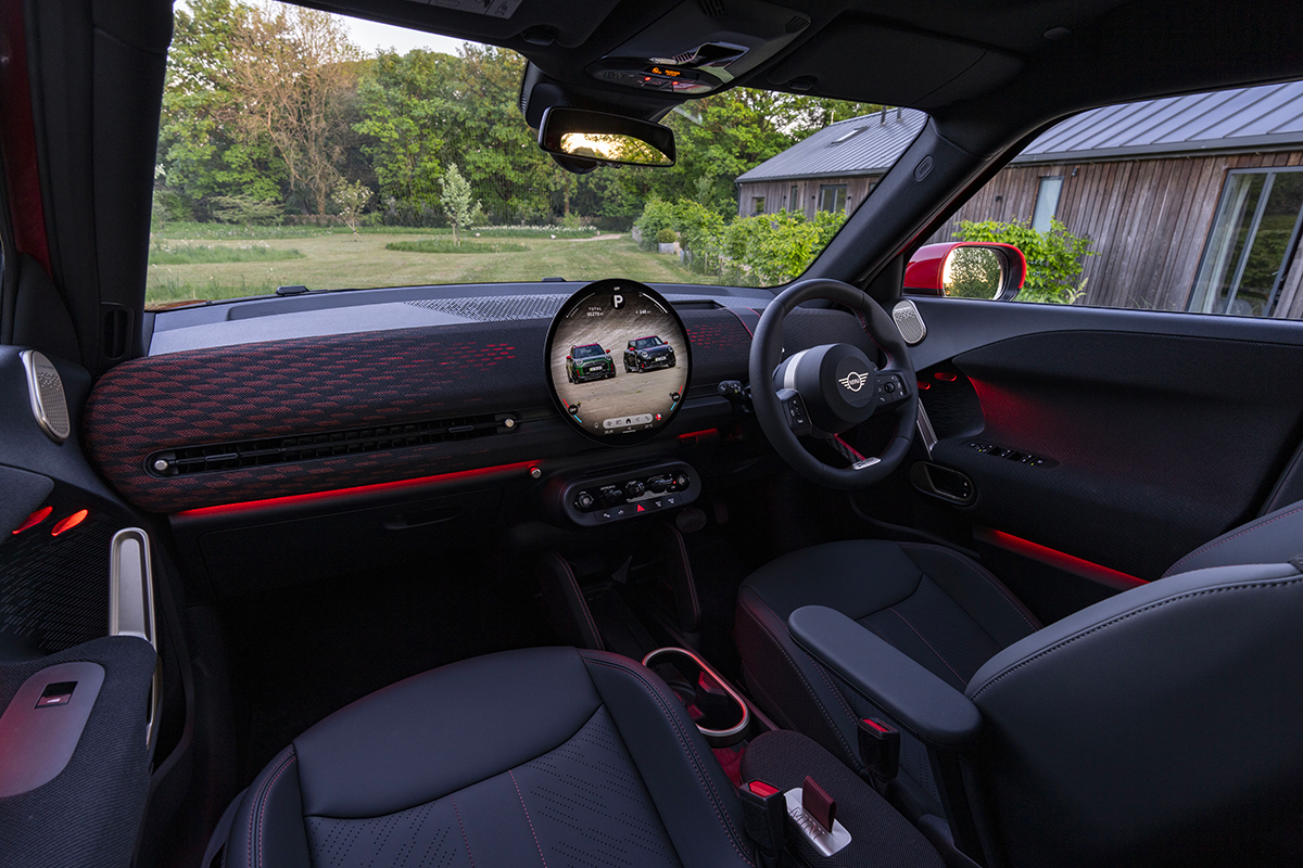 Review 2025 Mini Aceman JCW