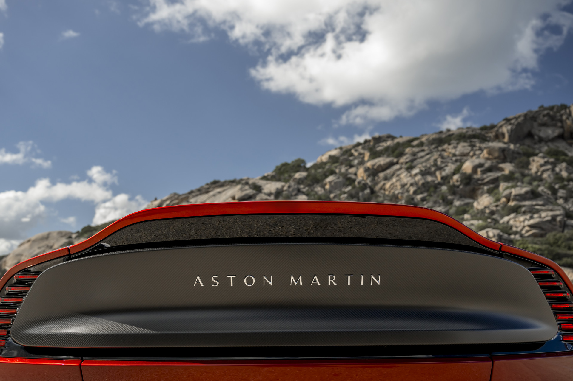 2025 Aston Martin Vanquish