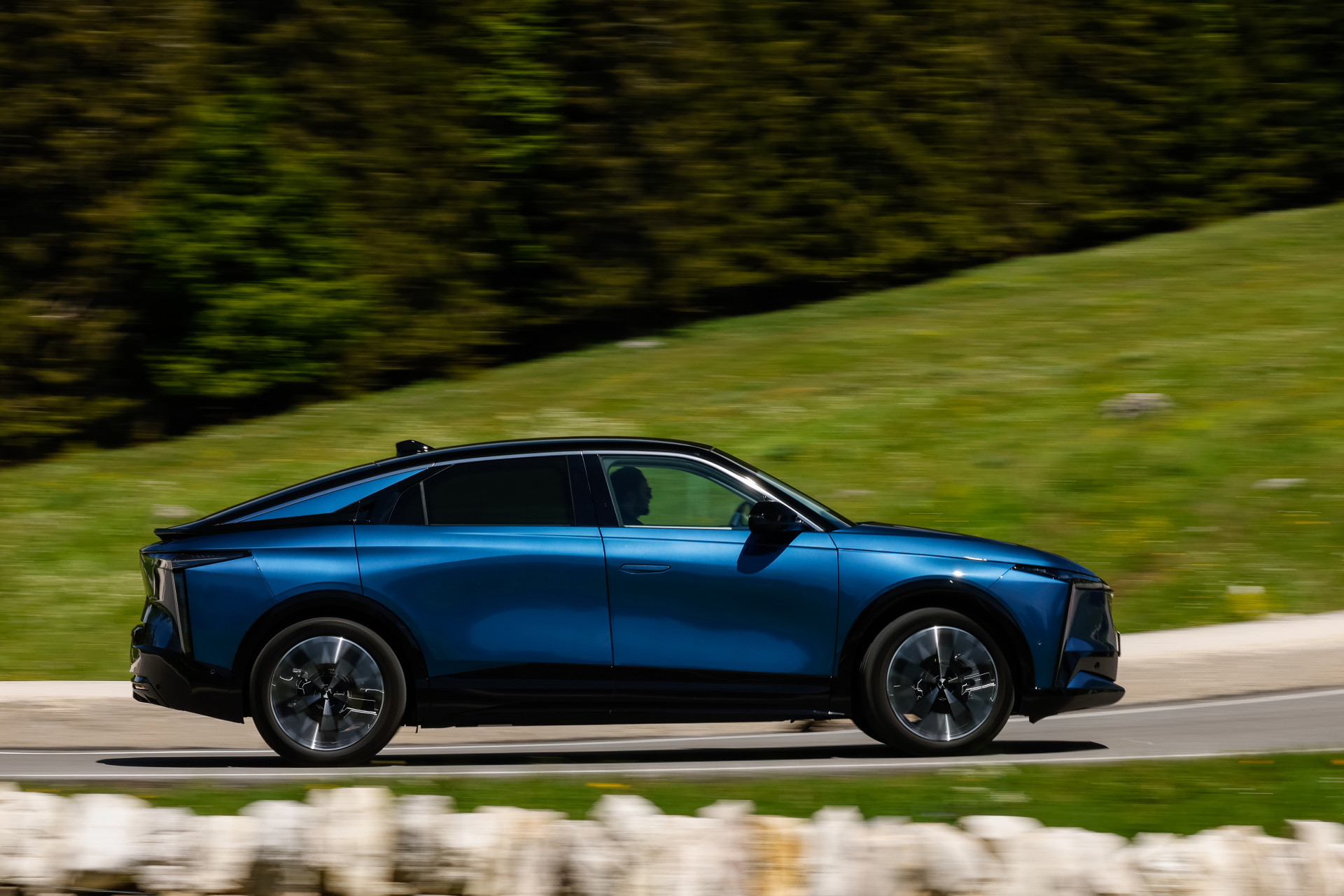 Review DS N°8 (2025) - eerste test AutoGids