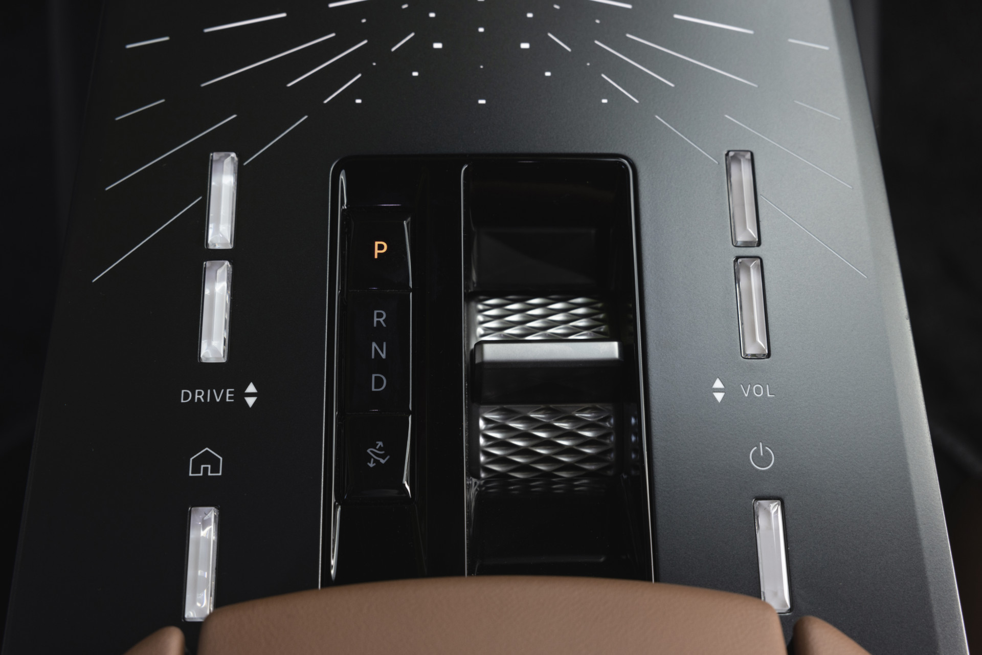 Review DS N°8 (2025) - eerste test AutoGids