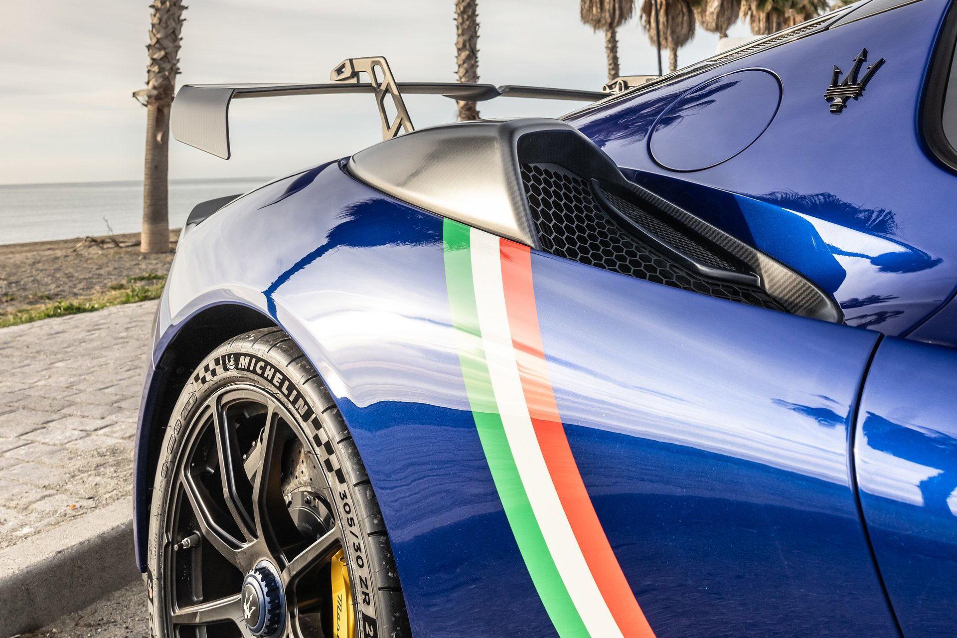 Review Maserati MC20 GT2 Stradale (2025) - test AutoGids