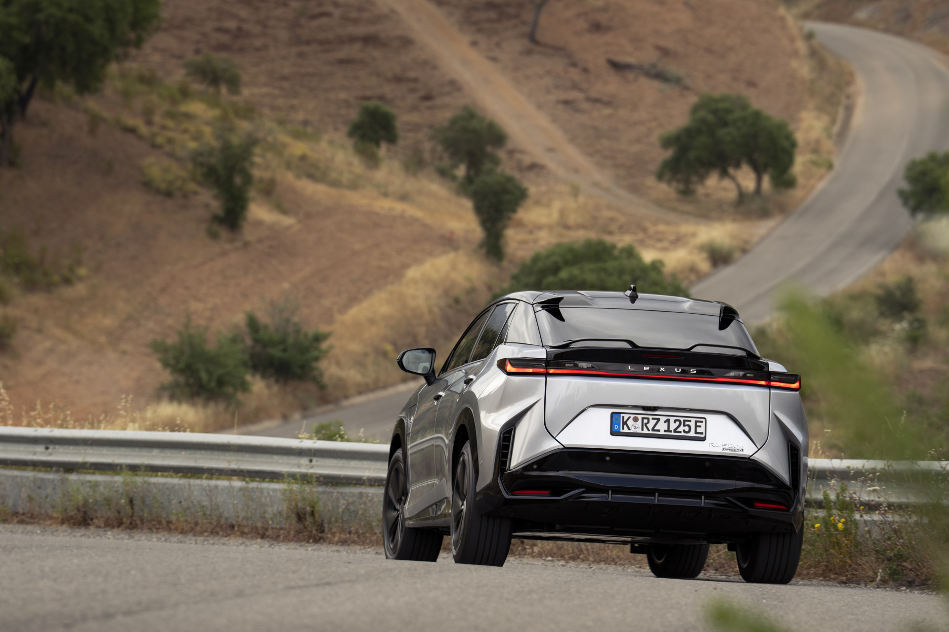 Review Lexus RZ 550e F Sport (2025) - eerste test AutoGids