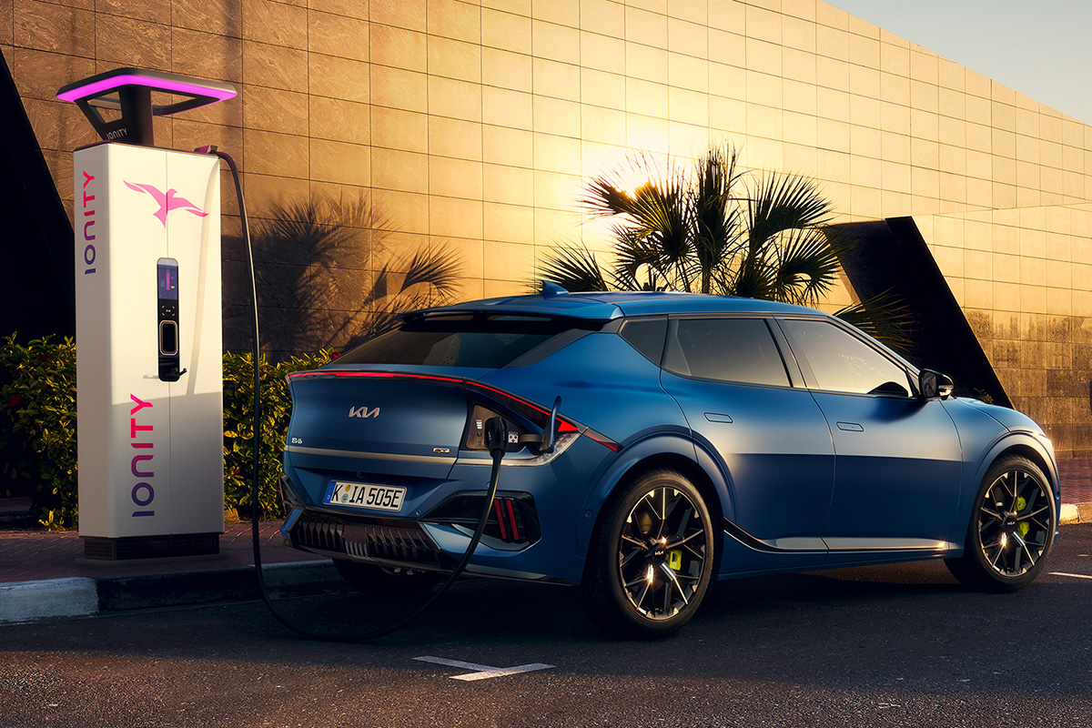 Review Kia EV6 GT 2025