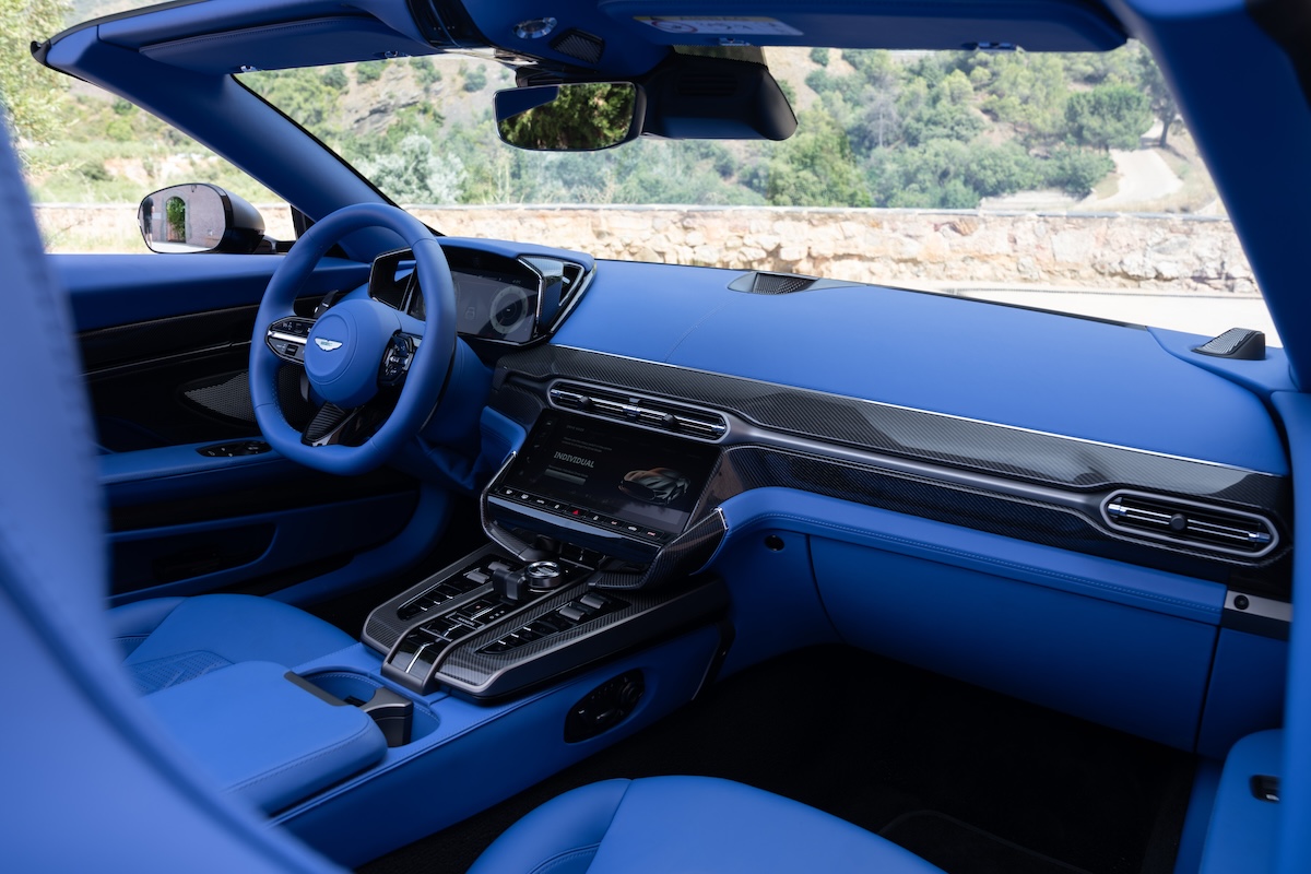 2025 Aston Martin Vanquish Volante