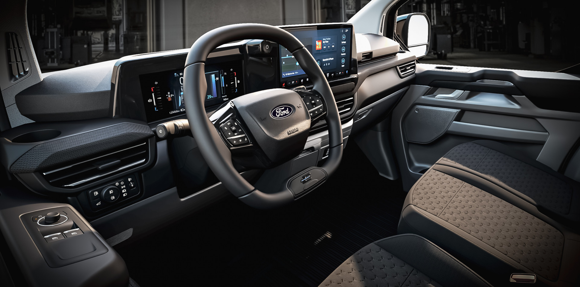2025 Ford e-Transit Custom