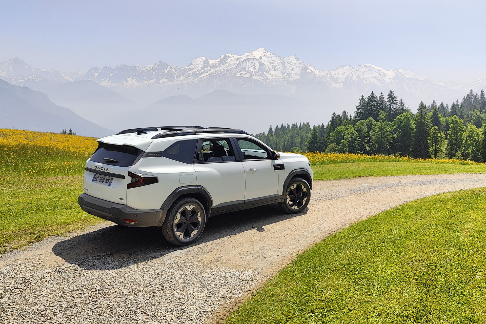 Review Dacia Bigster 4x4 (2025) - eerste test AutoGids