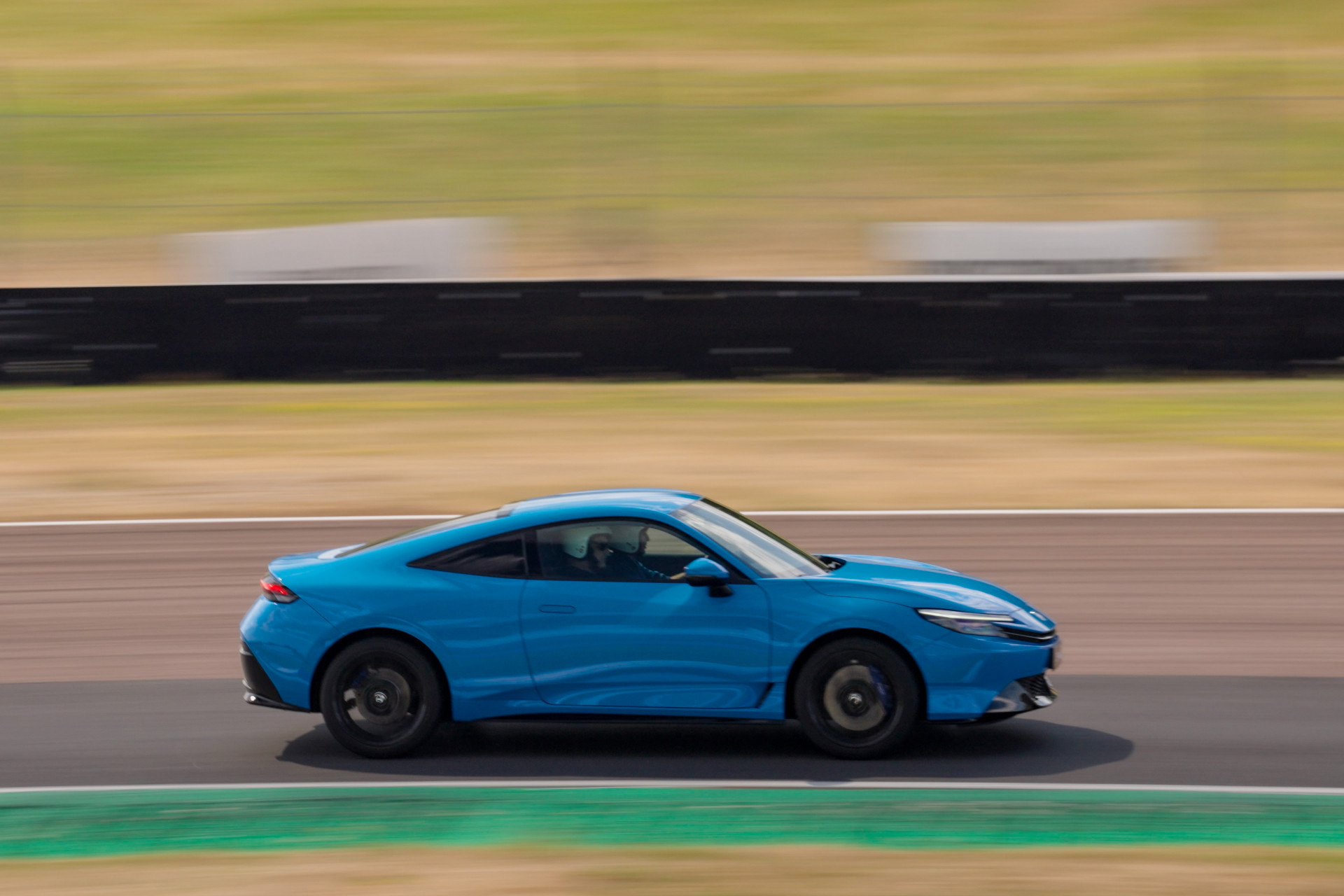 Review Honda Prelude Hybrid (2026) - exclusieve test AutoGids