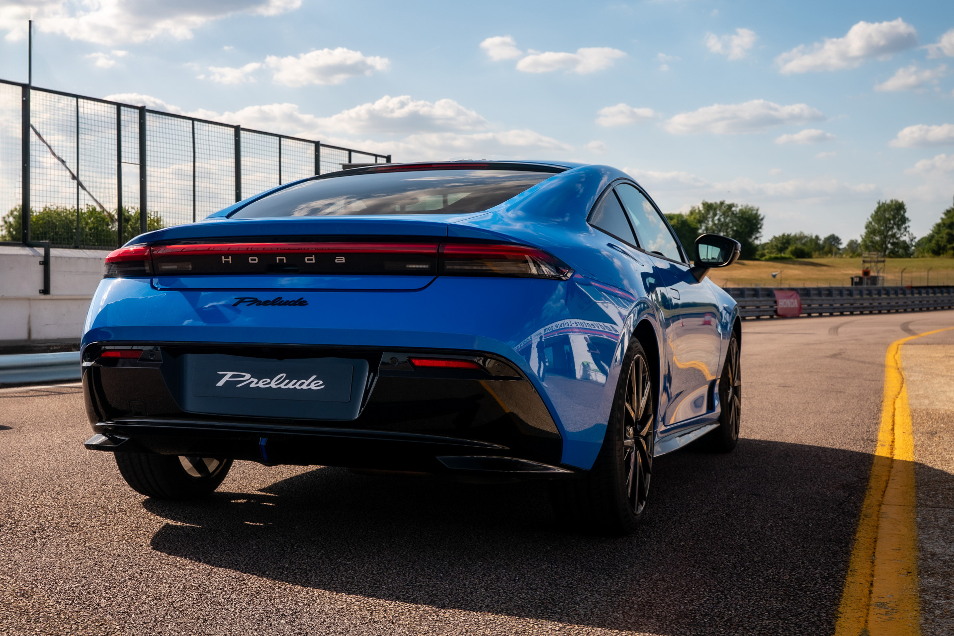 Review Honda Prelude Hybrid (2026) - exclusieve test AutoGids