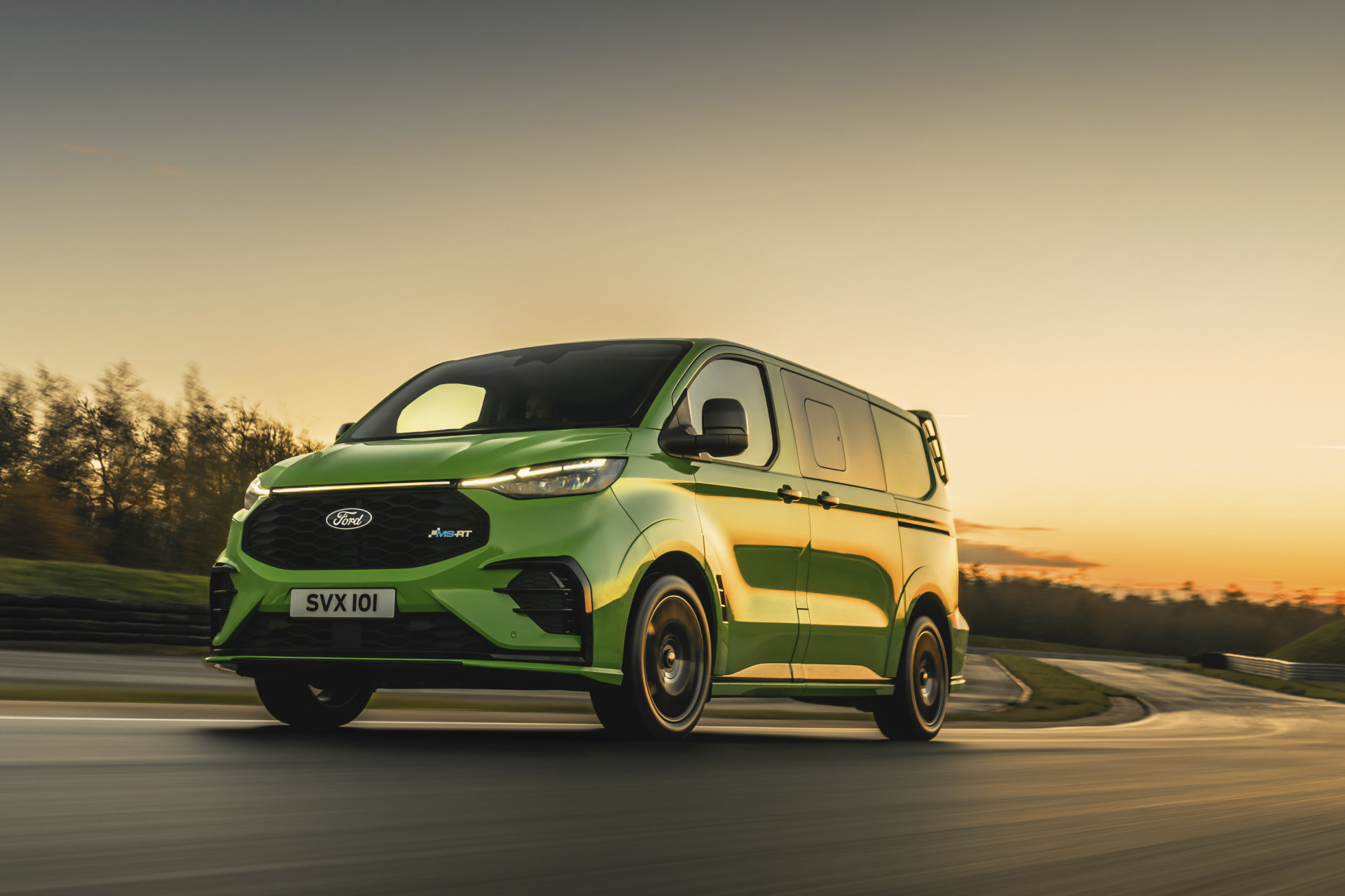 Review Ford Transit Custom MS-RT