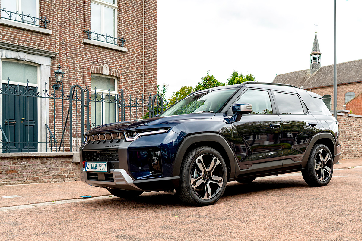 Review 2025 KGM Torres Hybrid