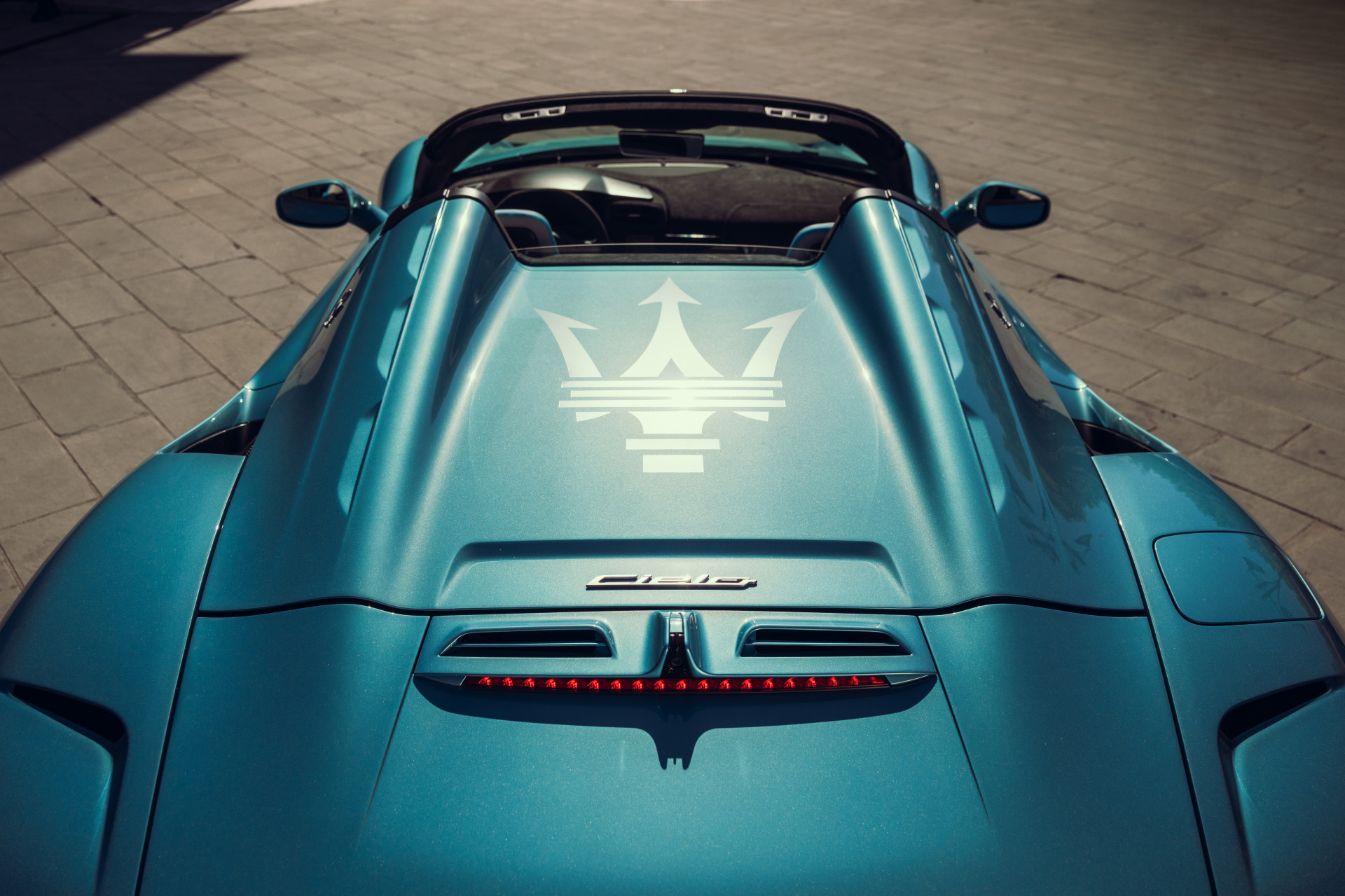 Review Maserati MCPura Cielo (2025) 