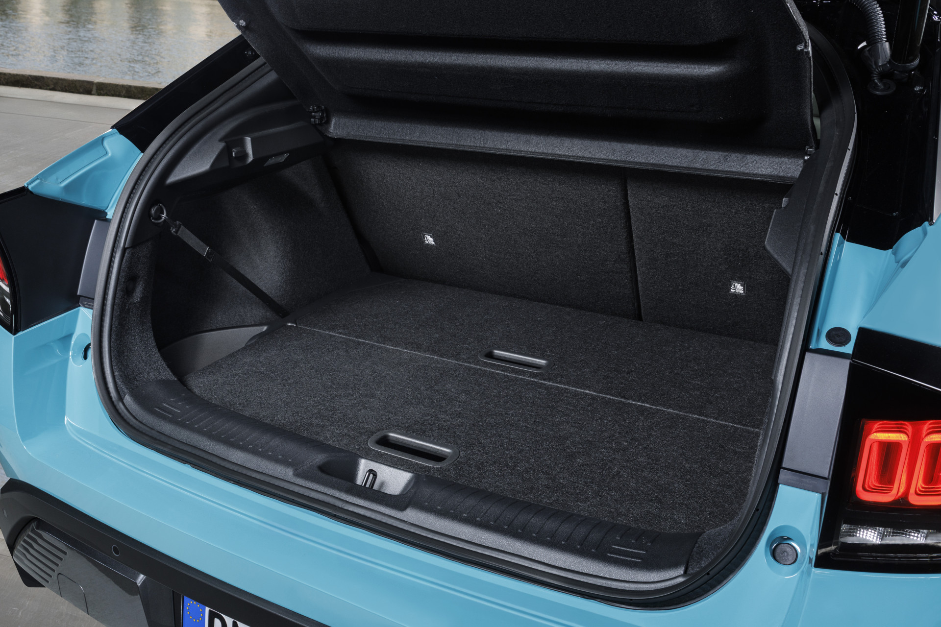 Review Nissan Leaf EV (2025) - eerste test AutoGids