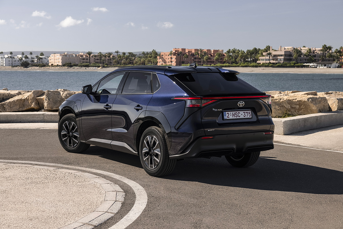 Review Toyota bZ4X (facelift 2026) - eerste test AutoGids