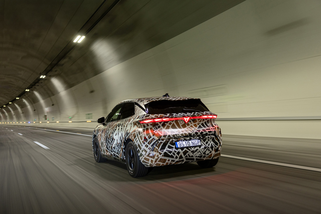 Review Cupra Raval VZ