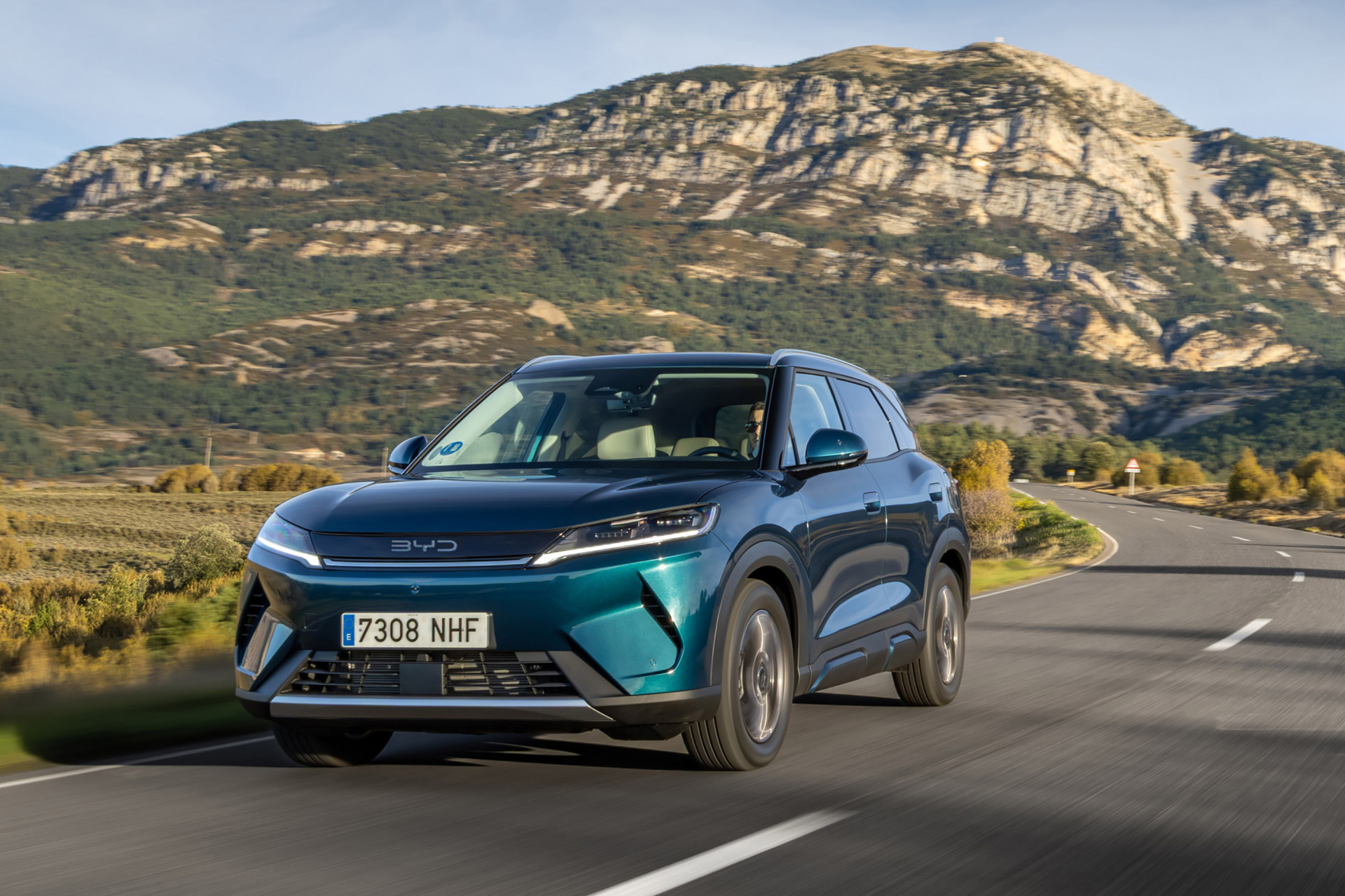 Review Byd Atto 2 DM-I PHEV (2026