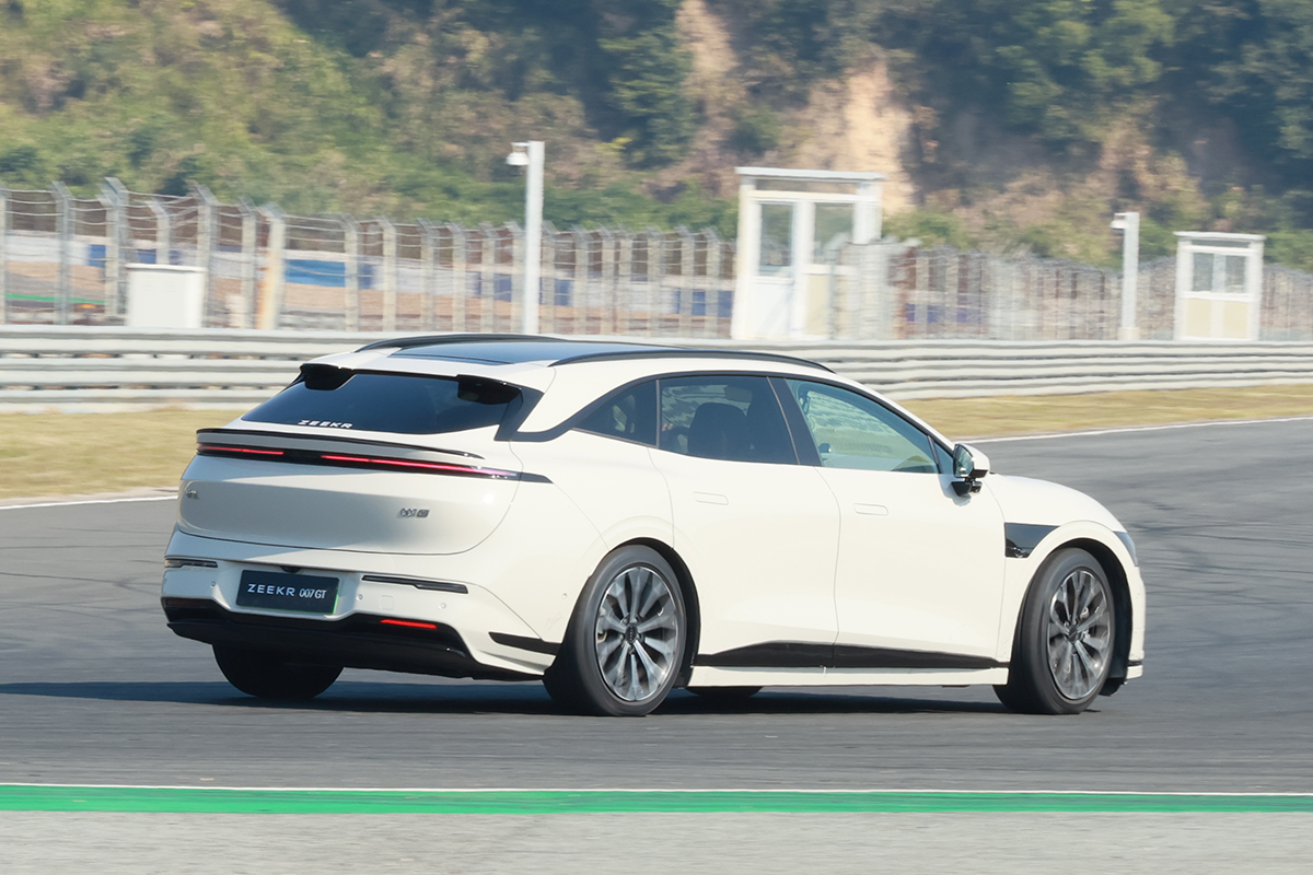 Review Zeekr 7GT (2026) - eerste en exclusieve test AutoGids