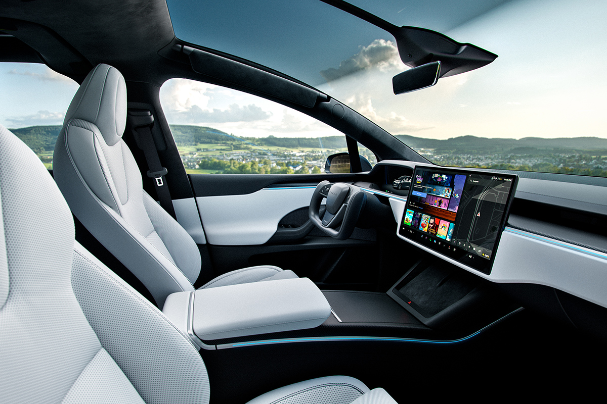 Review Tesla Model X (facelift 2026) - vliegt de Plaid nog als vanouds?