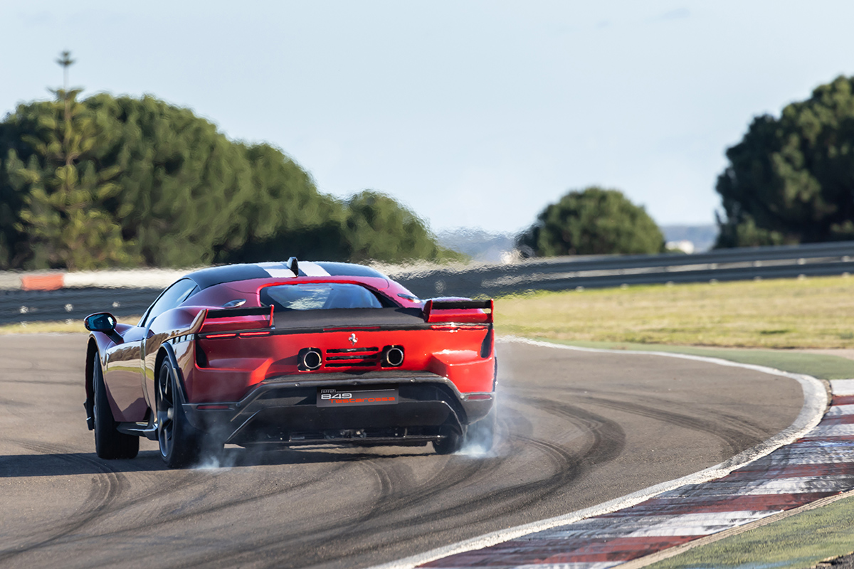 Review Ferrari 849 Testarossa "Assetto Fiorano" (2026) - eerste test AutoGids