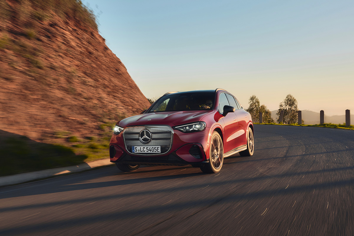 2026 Mercedes GLC 400 4MATIC with EQ Technology