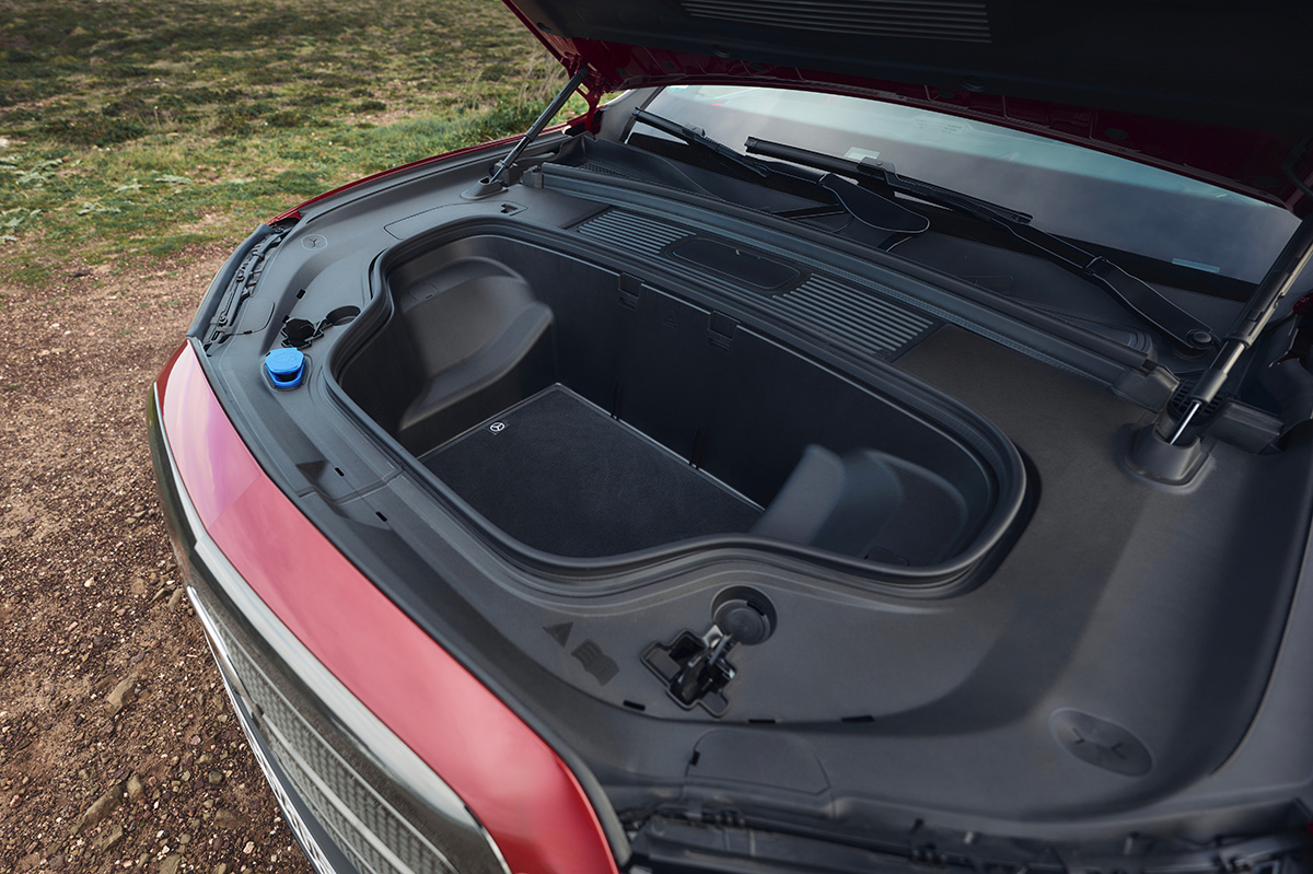 2026 Mercedes GLC 400 4MATIC with EQ Technology