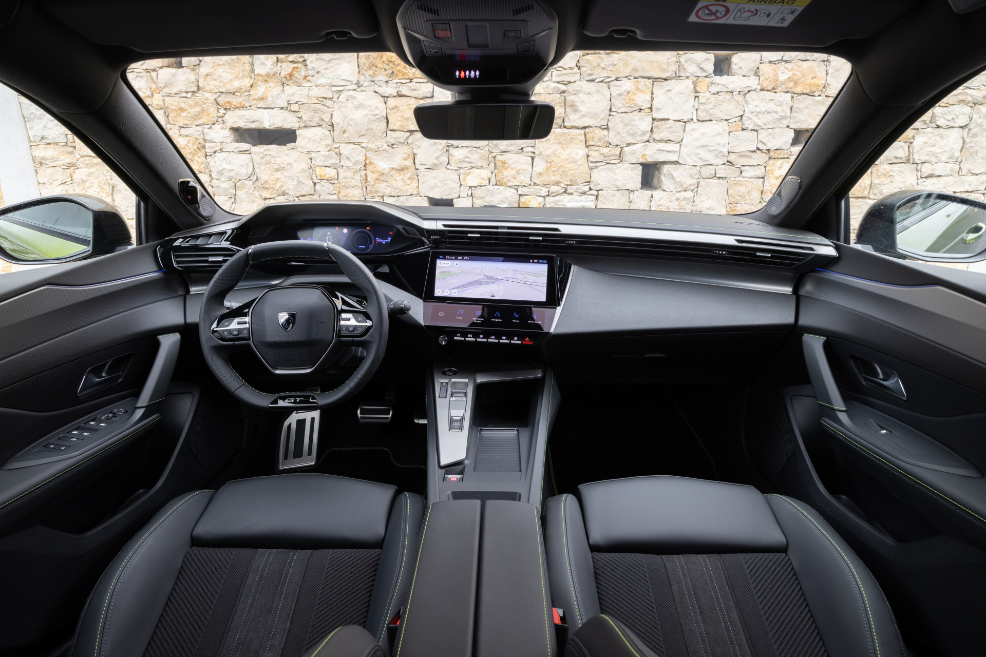 &nbsp;Review Peugeot E-408 (facelift 2026) - eerste test AutoGids