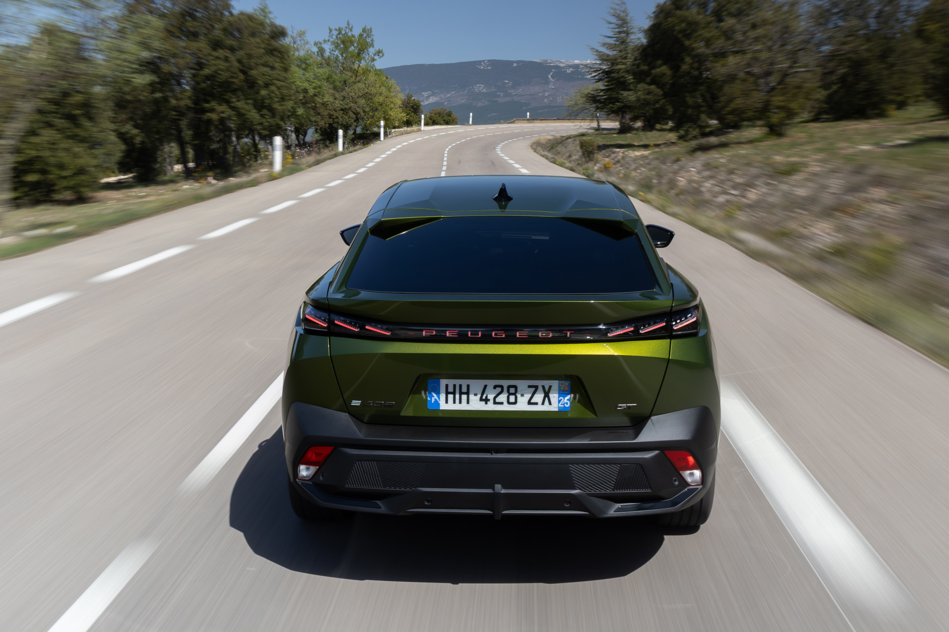 &nbsp;Review Peugeot E-408 (facelift 2026) - eerste test AutoGids