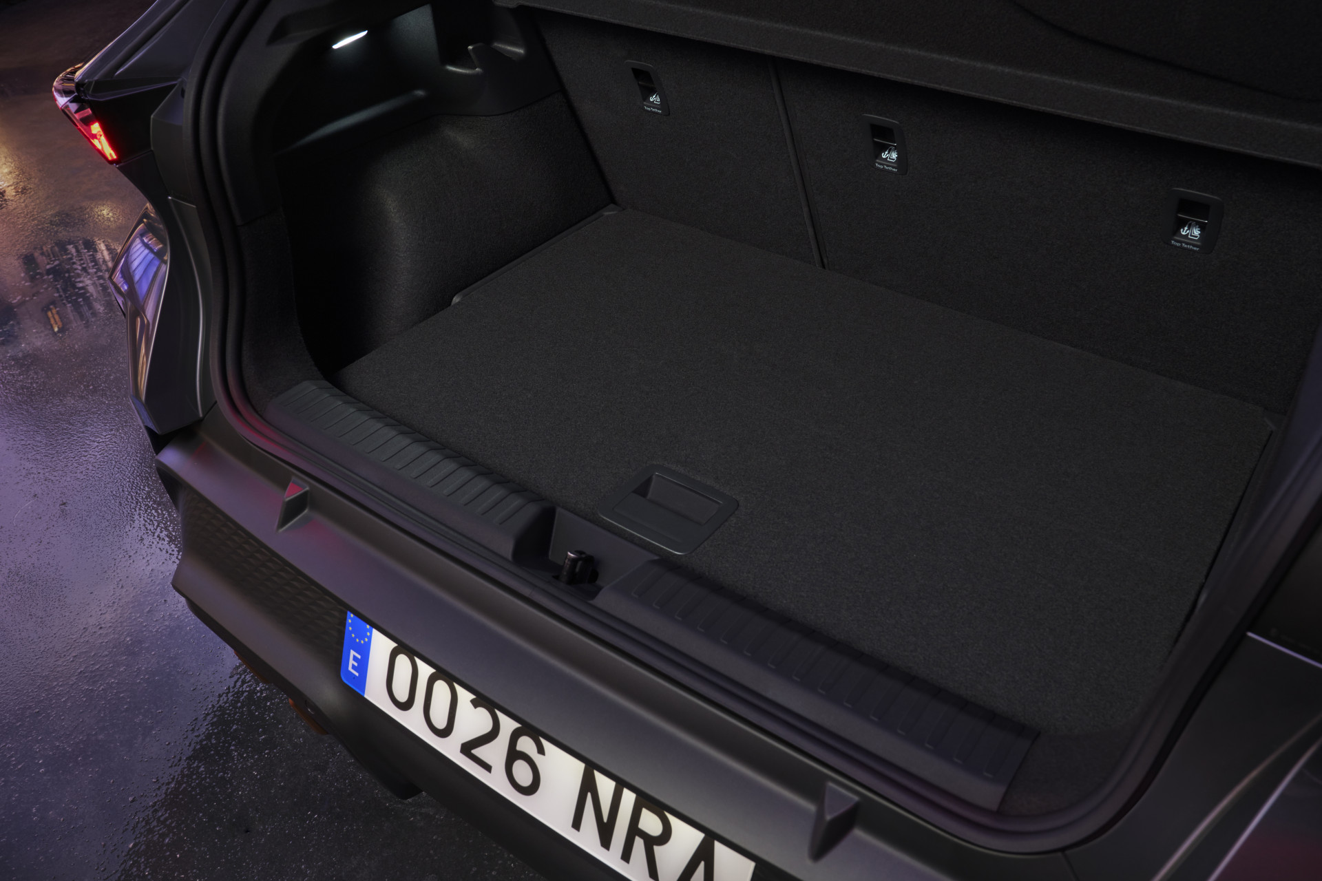 Review Cupra Raval (2026)