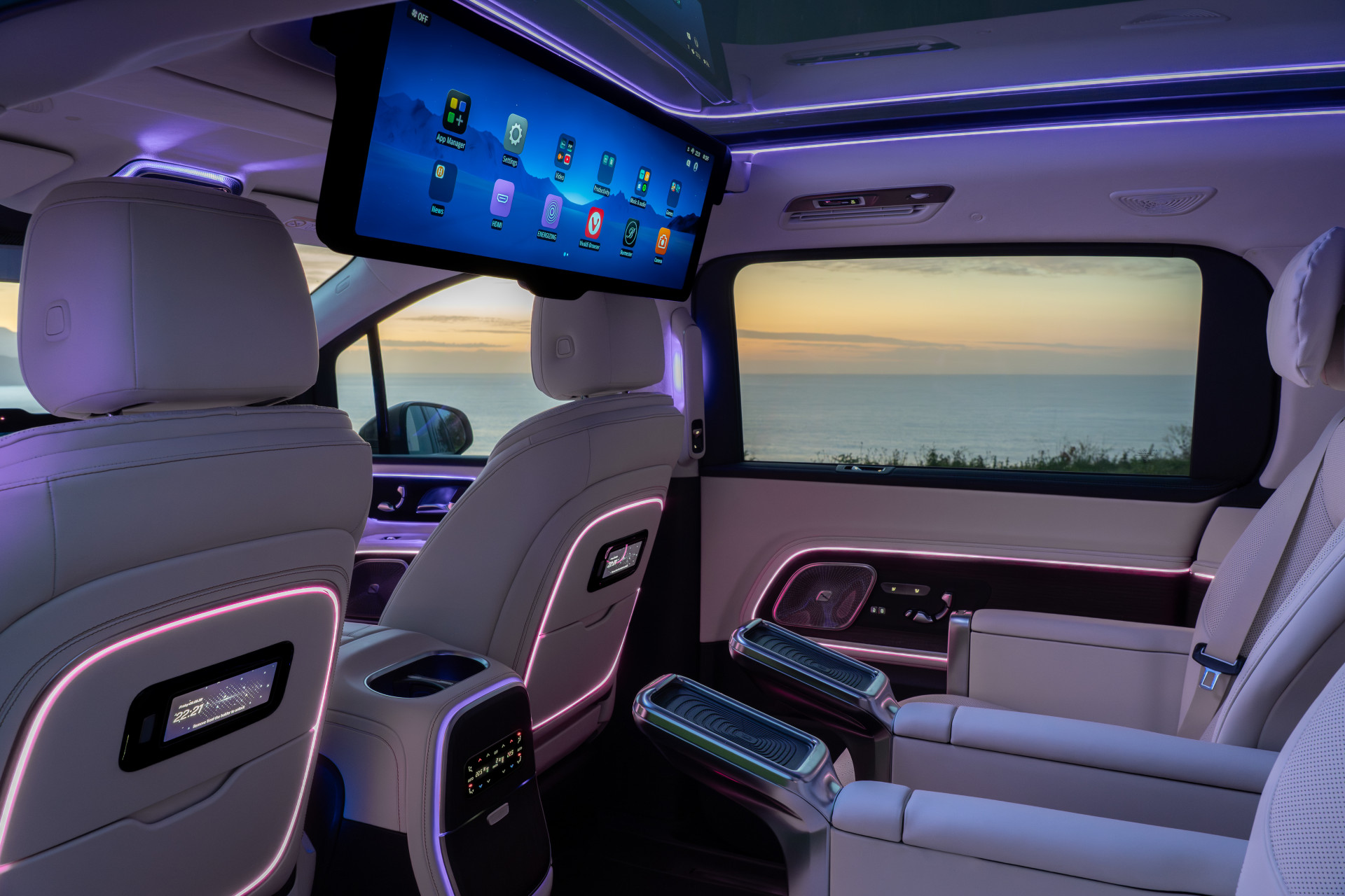2026 Mercedes VLE