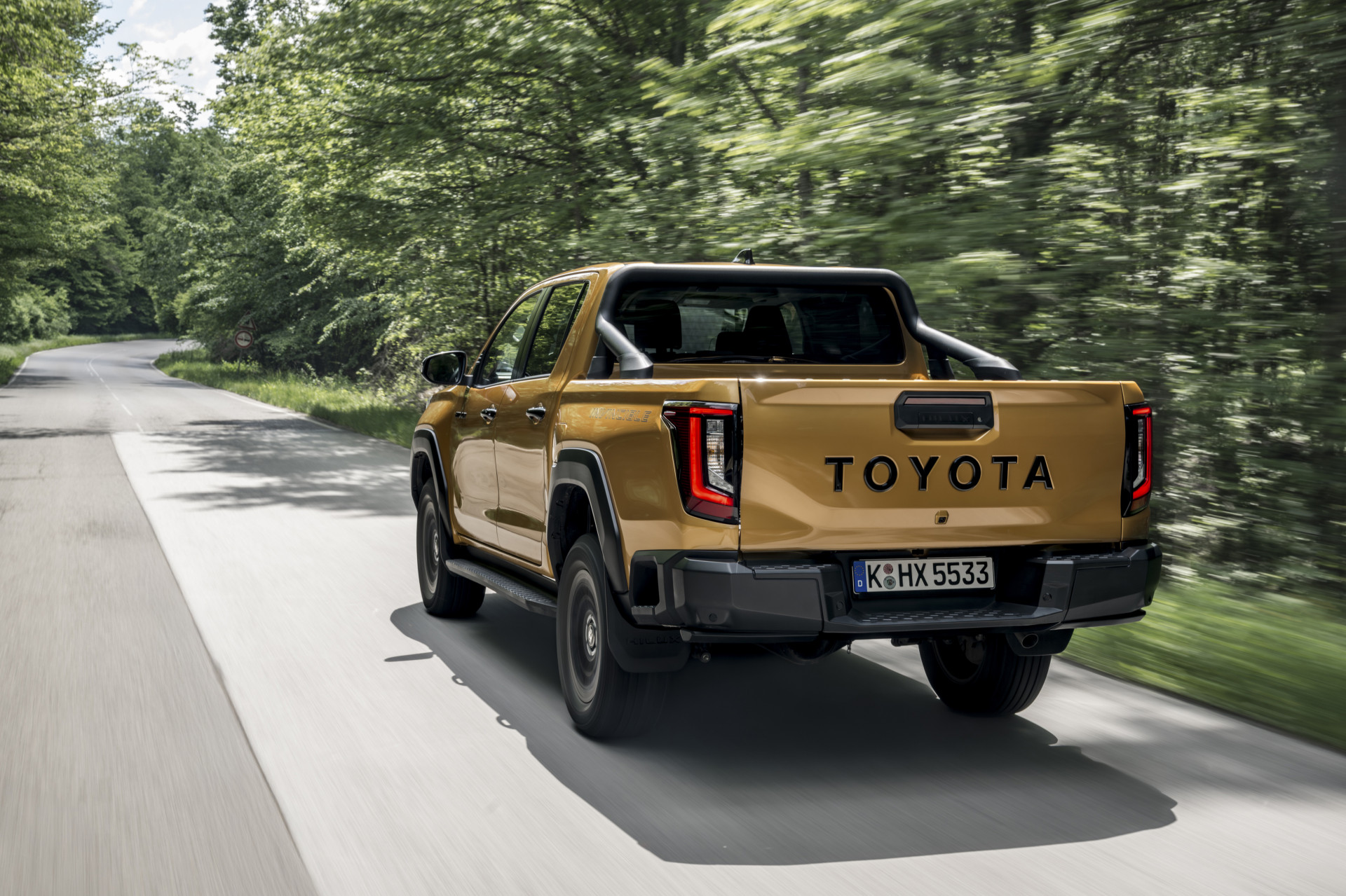 Review Toyota Hilux 2.8 Diesel Hybrid 48V (2026) - eerste test AutoGids