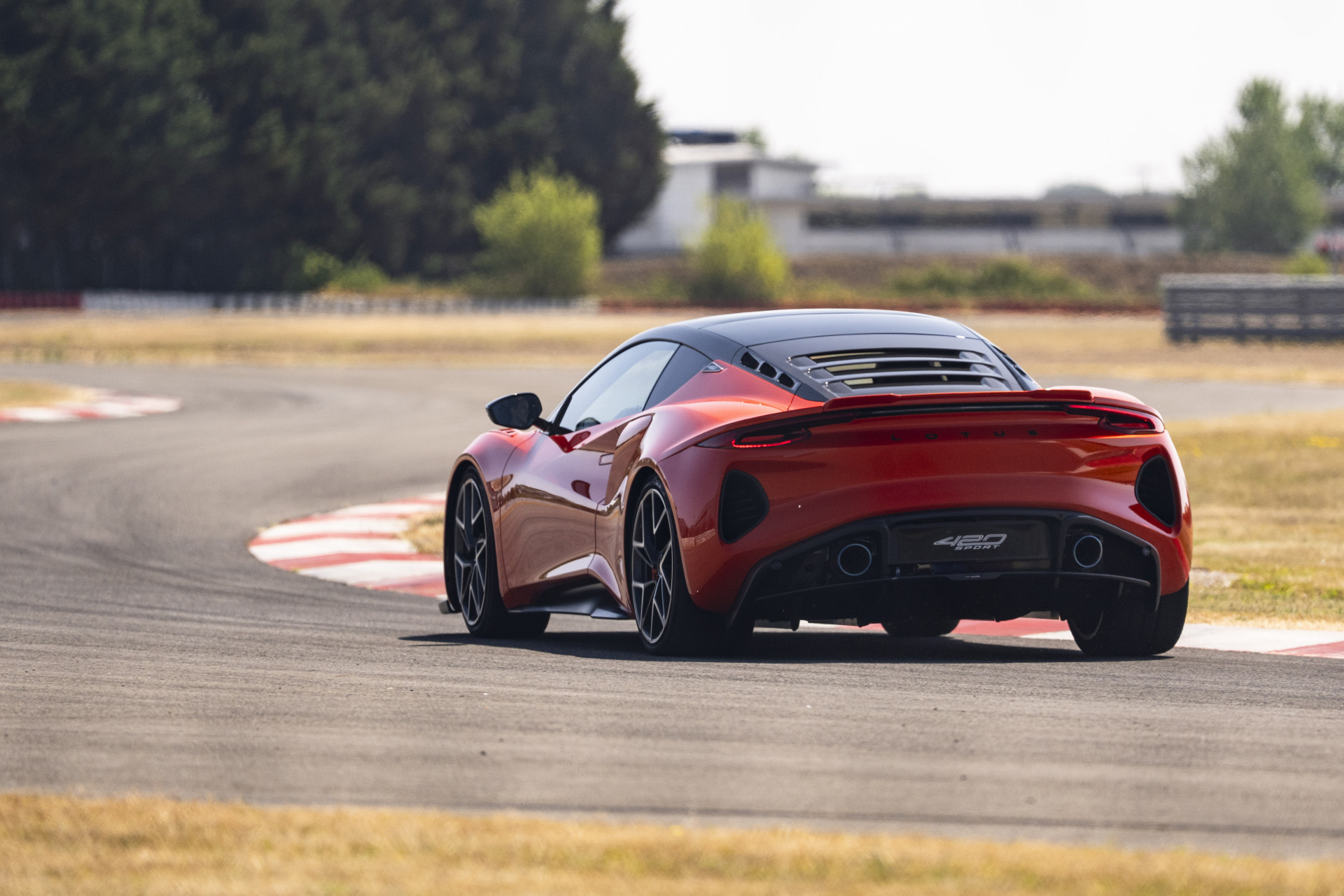 Review Lotus Emira 420 Sport (2026) - eerste test AutoGids