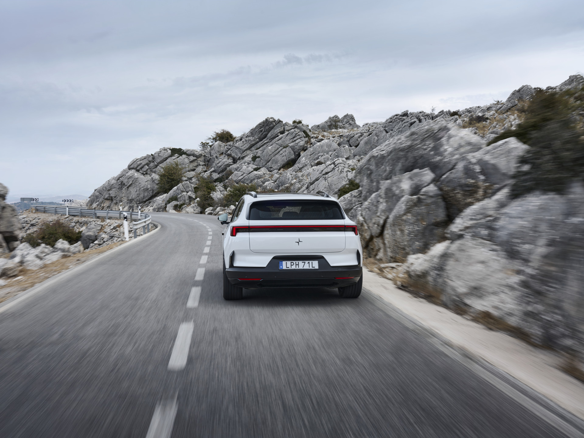 2026 Polestar 4 SUV Rear Motor