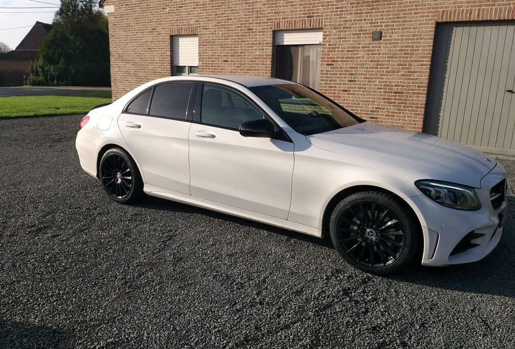 Mercedes-Benz C 180 AMG Pack