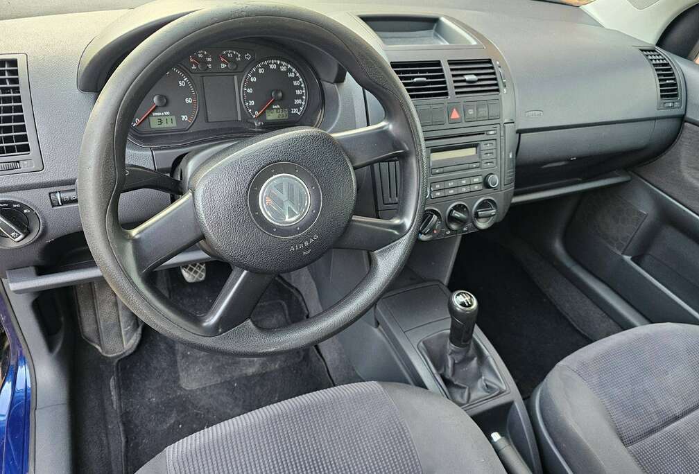 Volkswagen Polo 1.2i Base