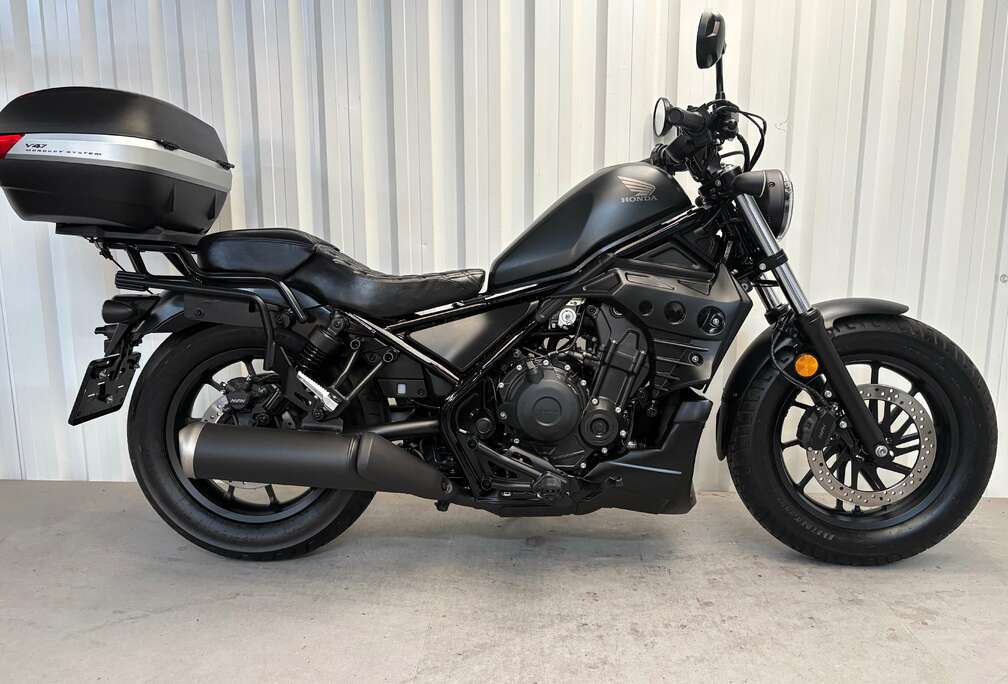Honda REBEL