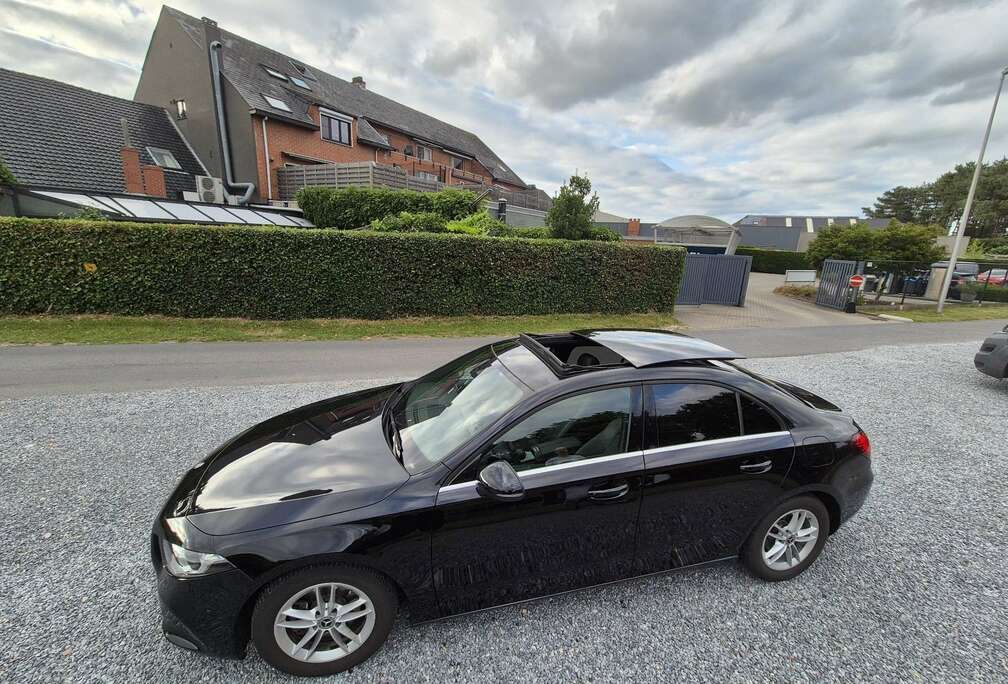 Mercedes-Benz Mercedes Benz A180 d Limousine - Pano - Diesel