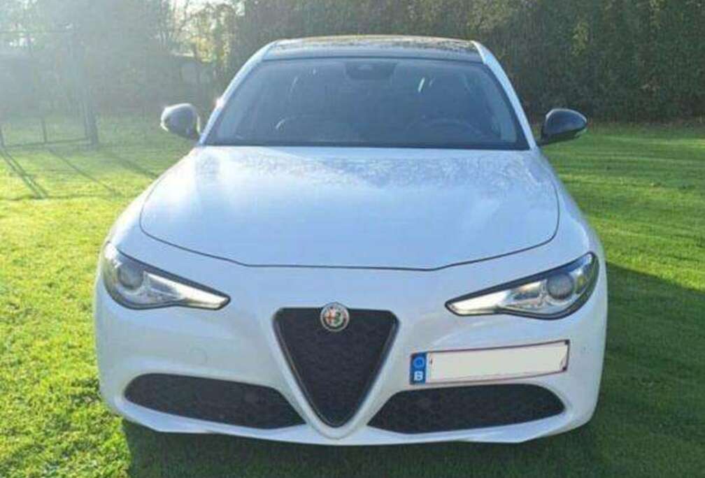 Alfa Romeo Giulia 2.2 JTDm Super