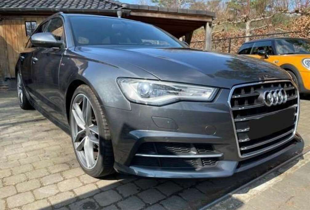 Audi A6 Avant 2.0TDI S-Line Leder/Camera/Zetelvw/Trekh