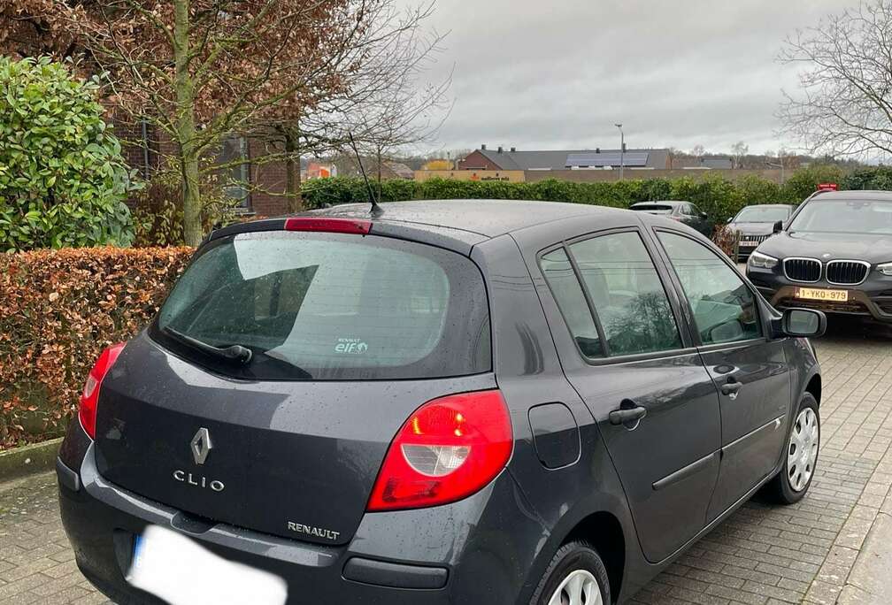 Renault 1.2i 16v Community Black