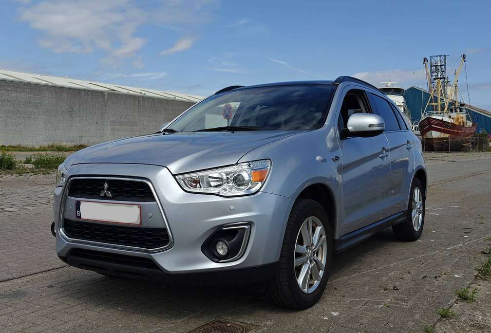 Mitsubishi ASX 1.6i 2WD Invite