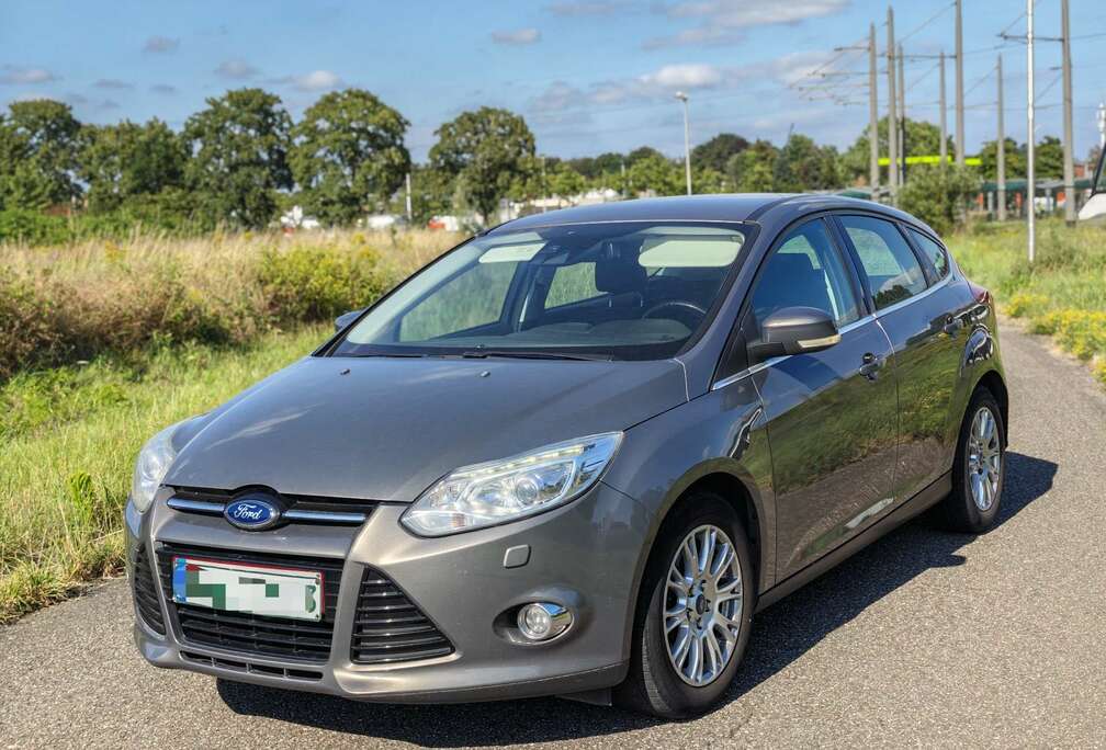 Ford 1.6 Ti-VCT Titanium 12 maanden garantie