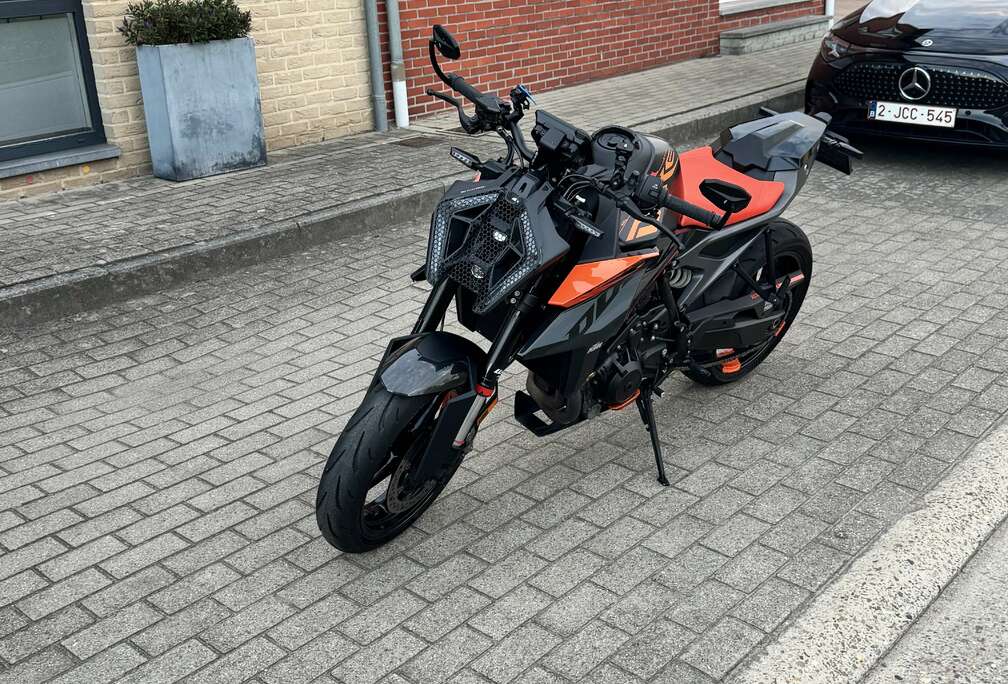 Naked Bike 990 Duke
