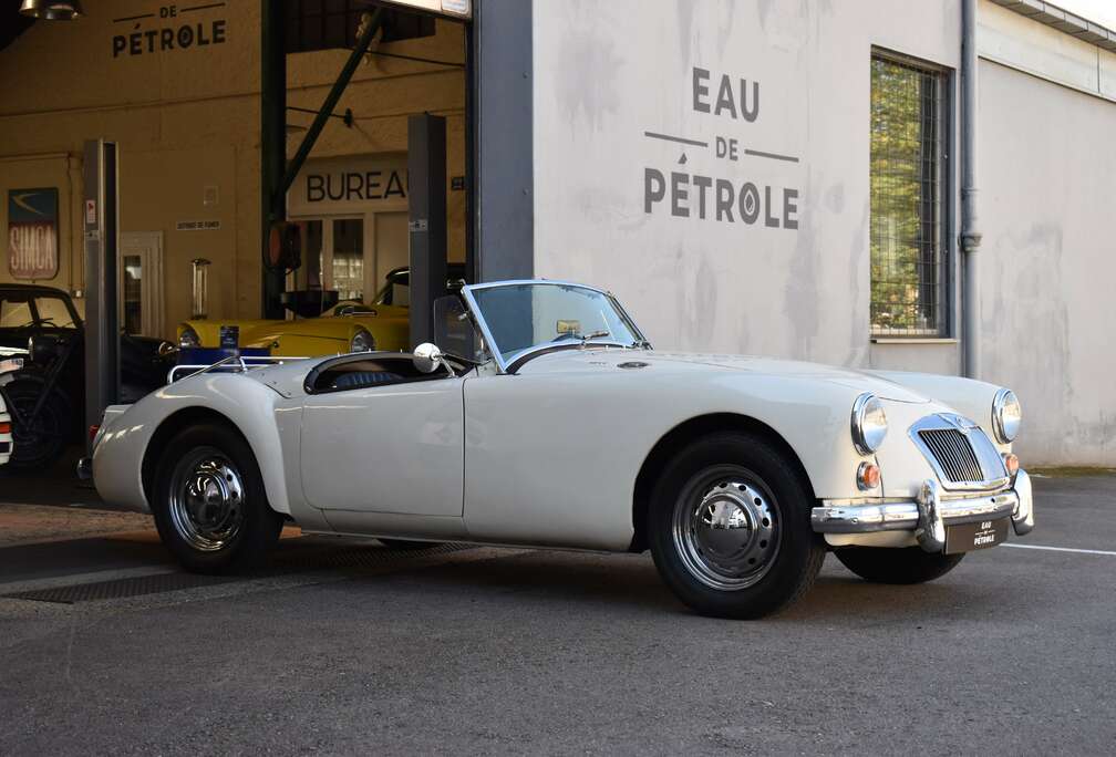 MG 1600